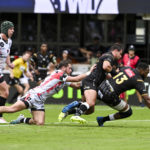 Sharks sail past Oyonnax