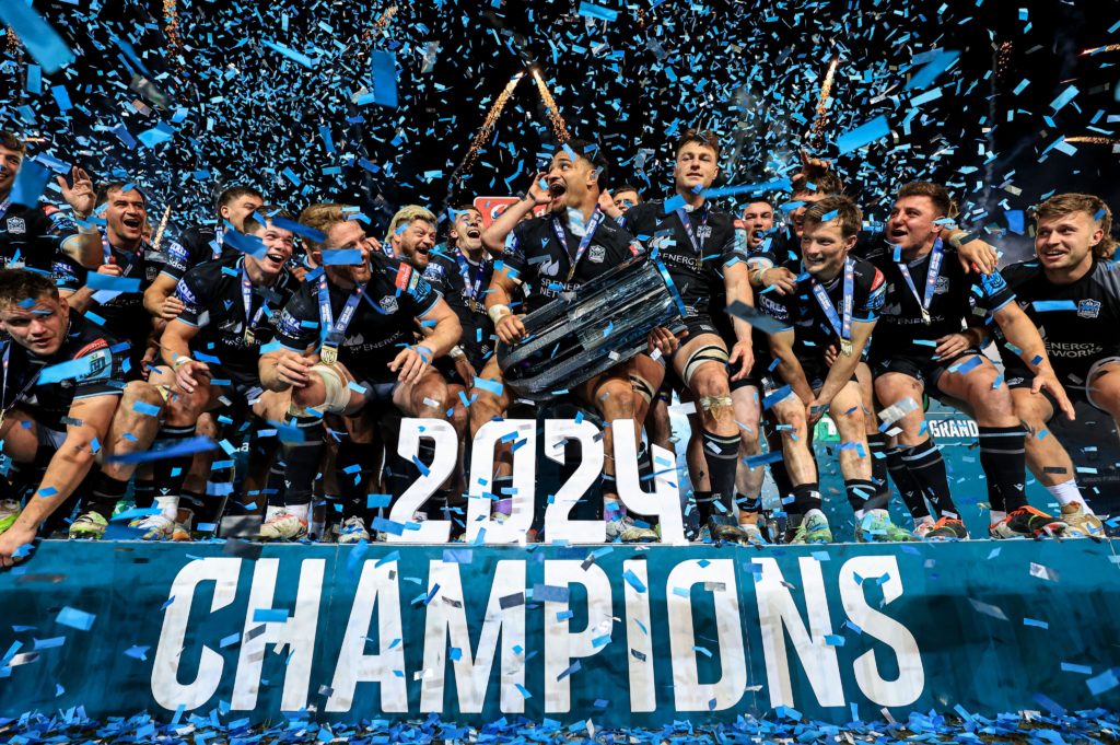 Glasgow Warriors celebrate winning URC title