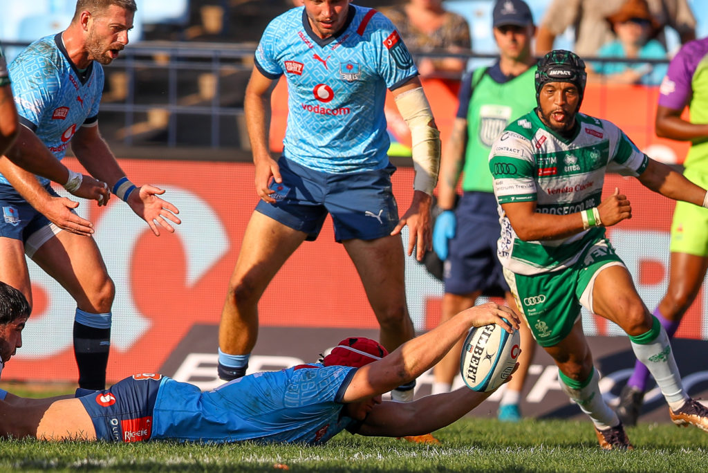 PRETORIA, SOUTH AFRICA - MAY 18: Johan Grobbelaar of the Vodacom Blue Bulls reaches for the line to score during the United Rugby Championship match between Vodacom Bulls and Benetton Rugby at Loftus Versfeld on May 18, 2024 in Pretoria, South Africa. (Photo by Gordon Arons/Gallo Images)