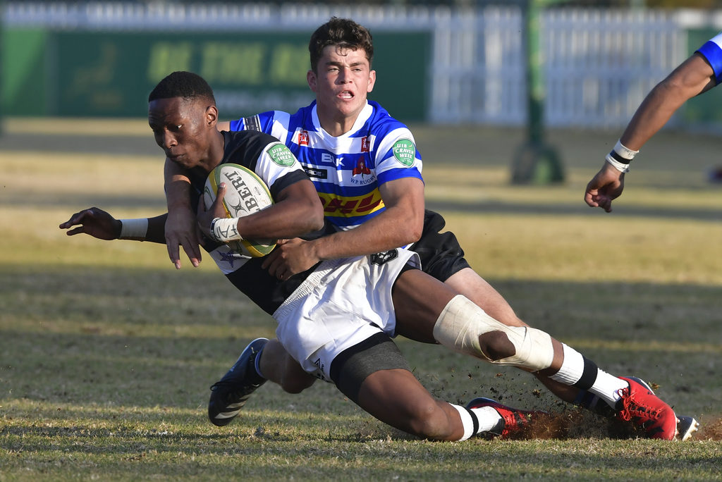 KRUGERSDORP, SOUTH AFRICA - JUNE 24: Akehlulwa Boqwana of the Skarks with the ball during day 1 of the SA Rugby U18 Craven Week between Sharks and Western Province at Hoerskool Monument on June 24, 2024 in Krugersdorp, South Africa. (Photo by Sydney Seshibedi/Gallo Images)