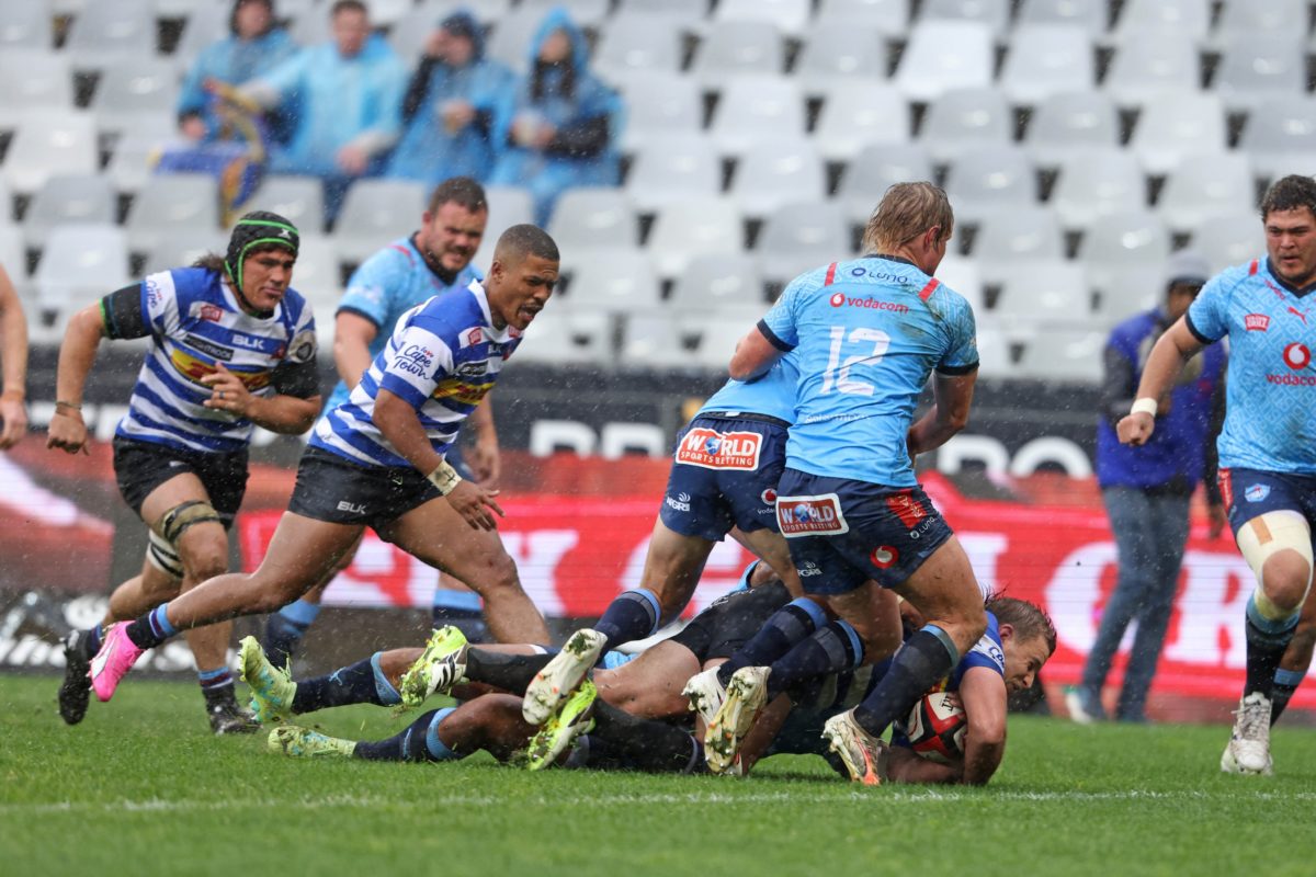 Jean-Luc du Plessis scores against the Bulls at Cape Town Stadium