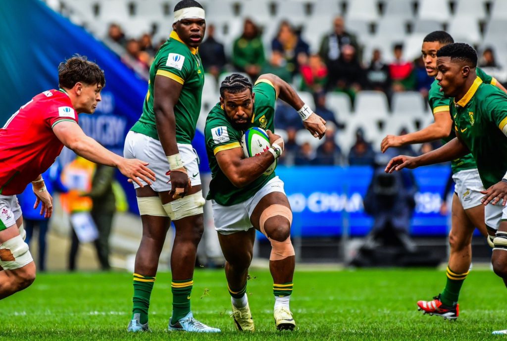 Jurenzo Julius in action for the Junior Springboks