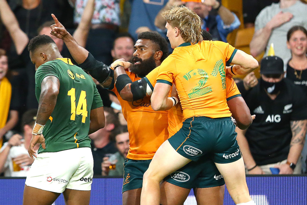 Big guns back for 'combative' Wallabies