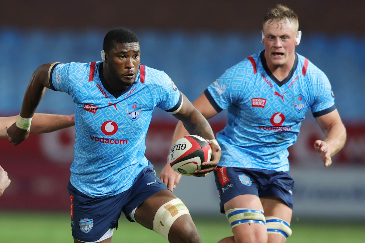 Celimpilo Gumede of the Vodacom Bulls challenged by Marco Jansen van Vuren of the Toyota Cheetahs during the 2024 Currie Cup match between Vodacom Bulls and Toyota Cheetahs at Loftus Versfeld Stadium in Pretoria on 19 July 2024 ©Samuel Shivambu/BackpagePix